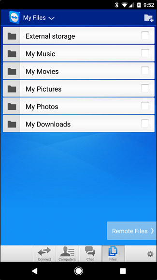 با وارد شدن برنامه به حساب TeamViewer ، گزینه "Files" در پایین و سپس روی "Remote Files" را انتخاب کنید.