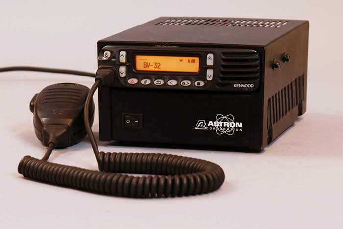 بیسیم‌های ثابت (Base Station Radios)